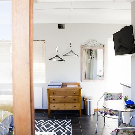 Cobie Apartment สเตลเลนบอช ภายนอก รูปภาพ